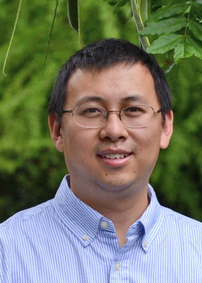 Xin Gu (photo)