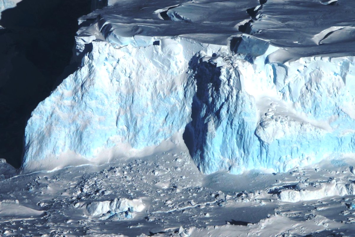 Measuring how – and where – Antarctic ice is cracking with new data tool